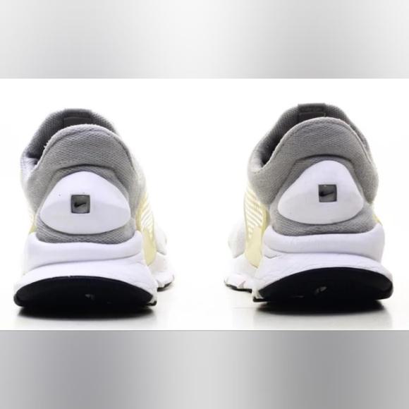 Nike Sock Dart “ Grey” Sneakers Size 9 NWOT MSRP $130 - Picture 2 of 9